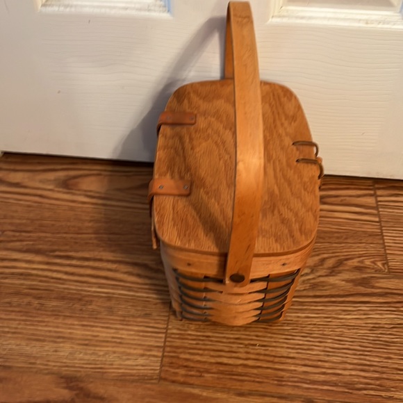 LONGABERGER  BASKET HANDWOVEN 1995  POCKETBOOK LID & CLOSURE HAS HANDLE VGC - Picture 3 of 10